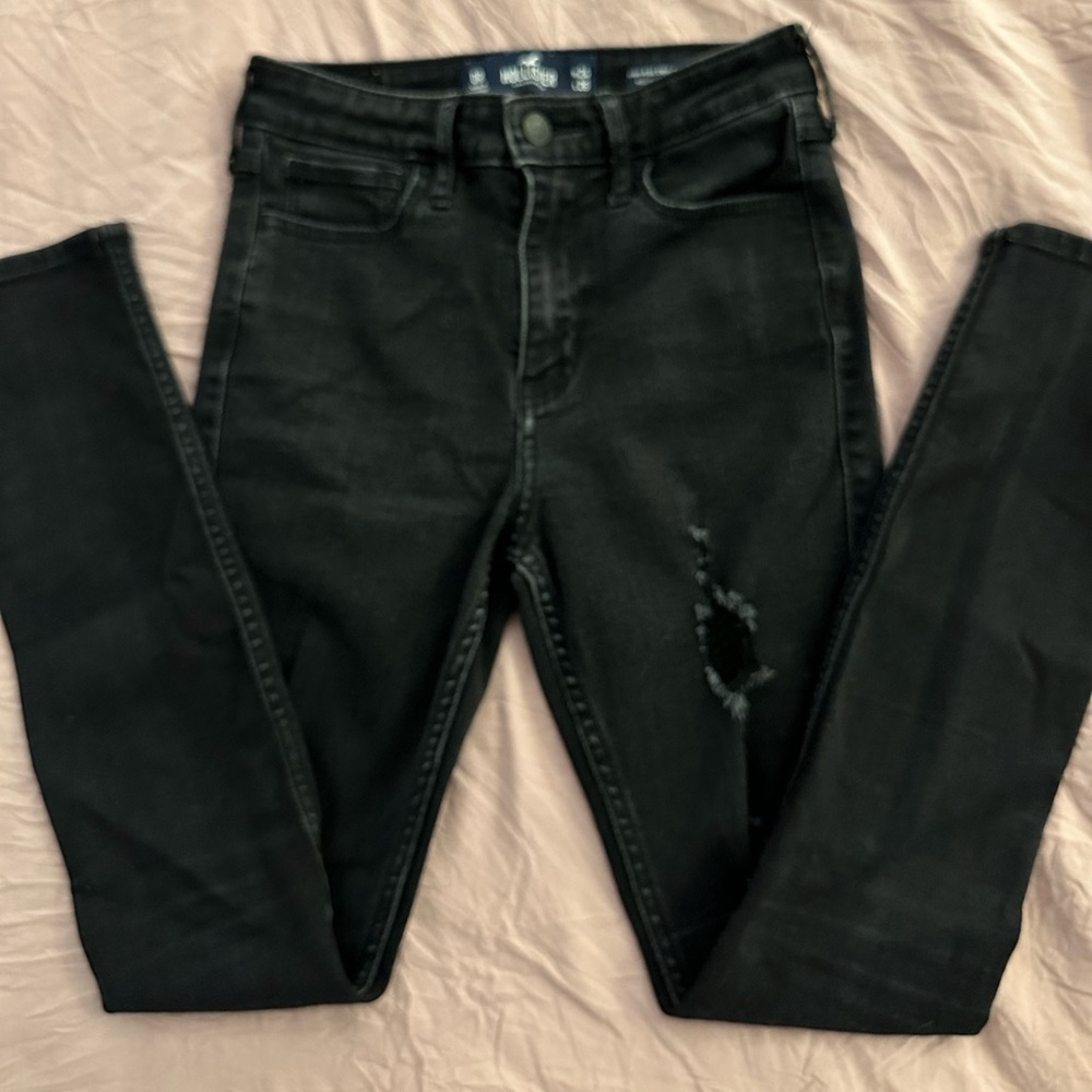 Hollister Distressed Black High-Rise Crop Super-Skinny Jeans Size 0R (24)